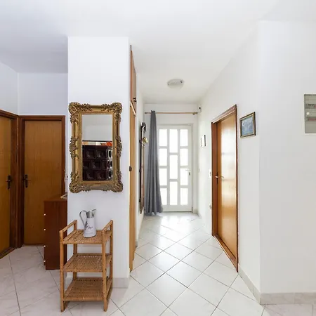 Tatil Evi Kuca Za Odmor Pixie Vrsi