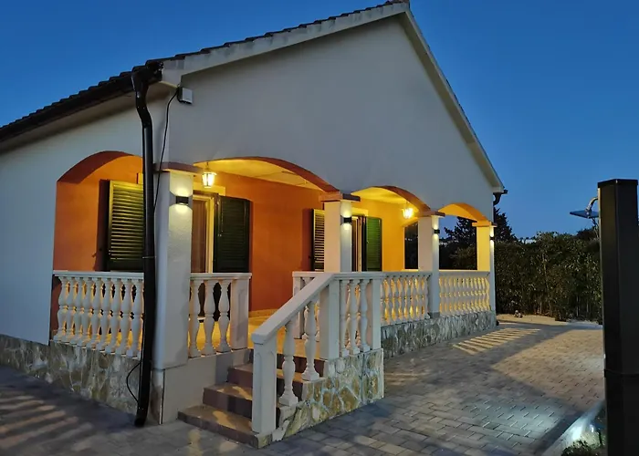 Kuca Za Odmor Pixie Holiday home Vrsi