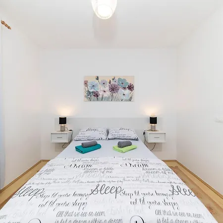 Dom wakacyjny Kuca Za Odmor Pixie