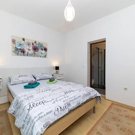 Kuca Za Odmor Pixie * Vrsi