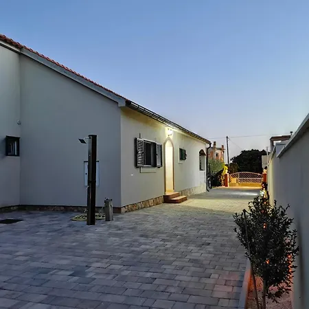 Dom wakacyjny Kuca Za Odmor Pixie *