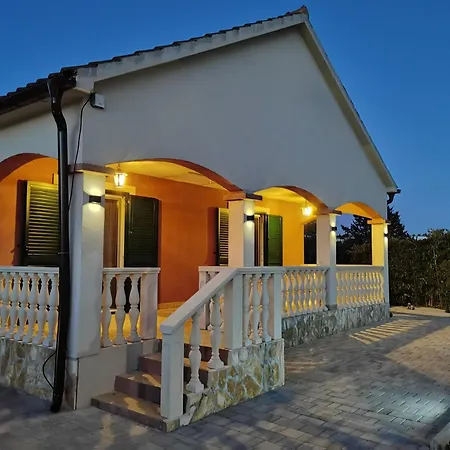 Kuca Za Odmor Pixie Ferienhaus Vrsi