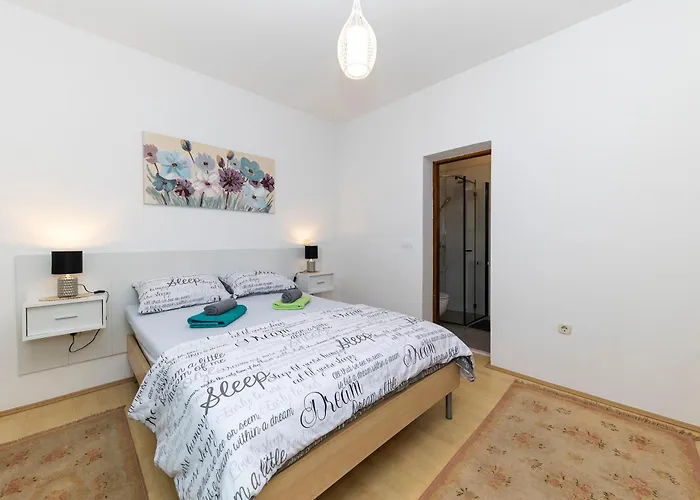 Kuca Za Odmor Pixie * Врси